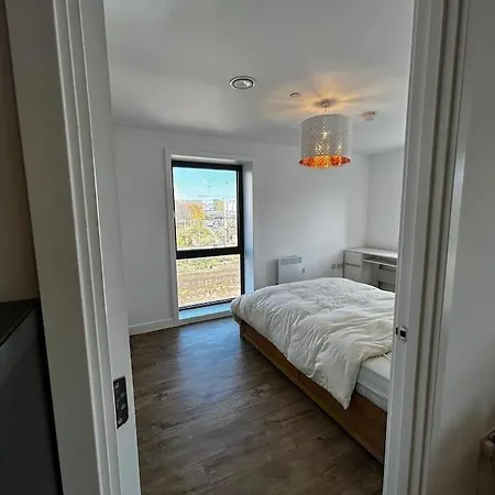 Luxury Flat In Centre ليدز