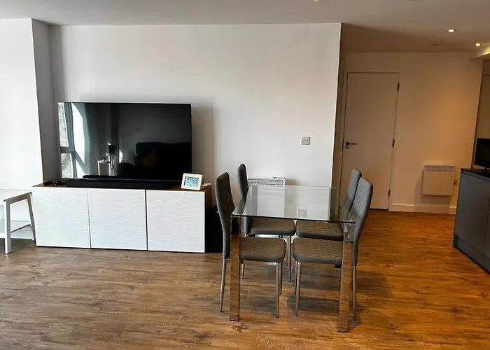 Апартаменти Luxury Flat In Centre